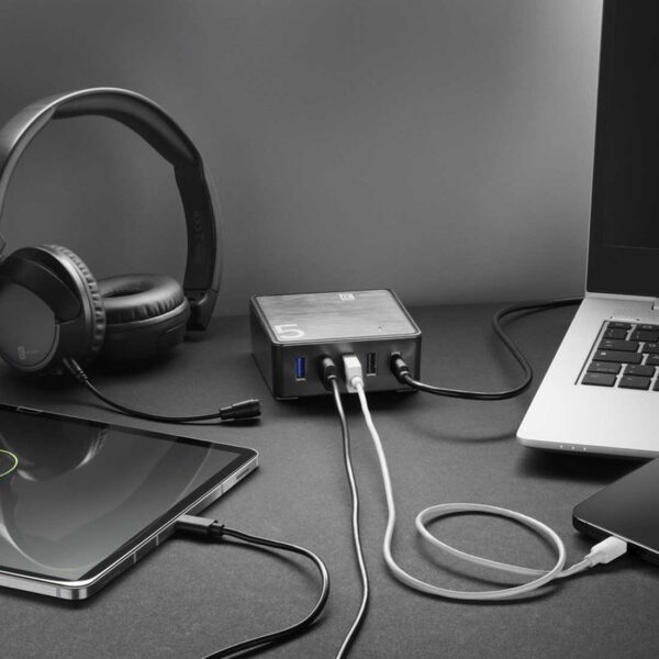 Charger 5 Ports 60W Black - Desk Charger - USB-C - Image 6