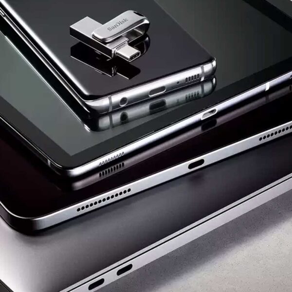 Ultra Dual Drive Luxe USB Type-C 256GB Flash Drive Silver - Image 4
