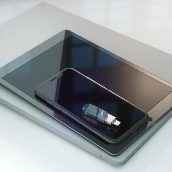 iXpand Flash Drive Flip 64GB - Image 6